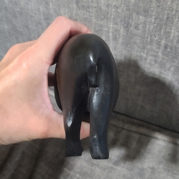 2 hand carved wooden vintage hippos - Picture 15 of 15